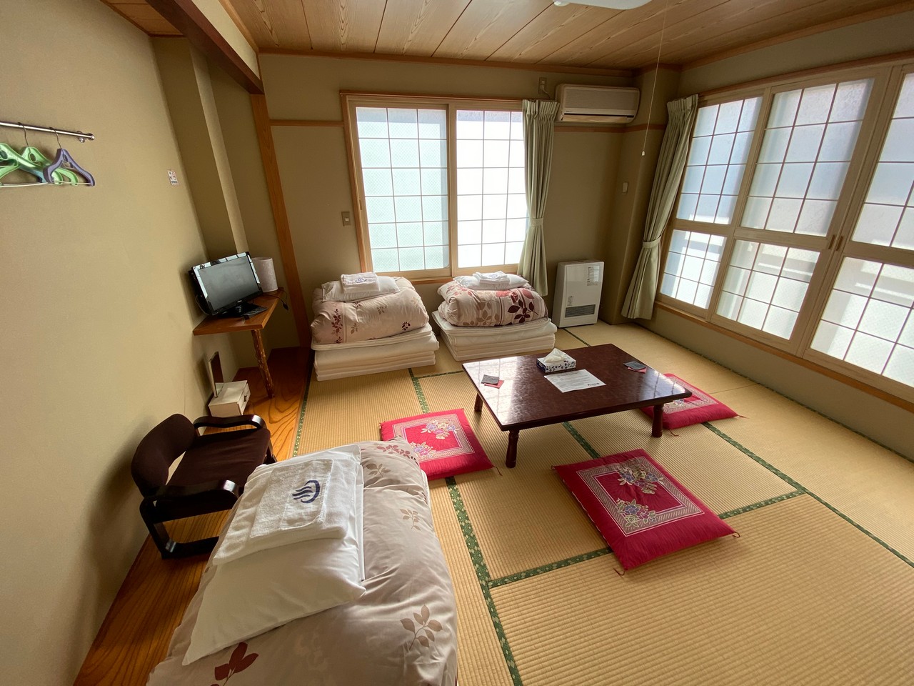 Nozawa Dream Central - Guest Room